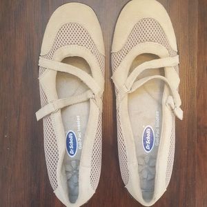 Dr. Scholl’s Tan Flats